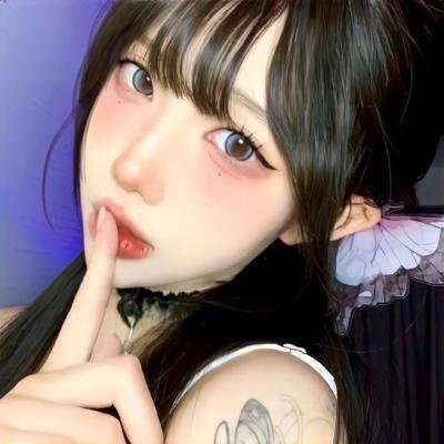 小镇里的国界线
